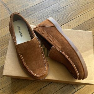 Steve Madden Chestnut Suede Slip-Ons Boy size 1